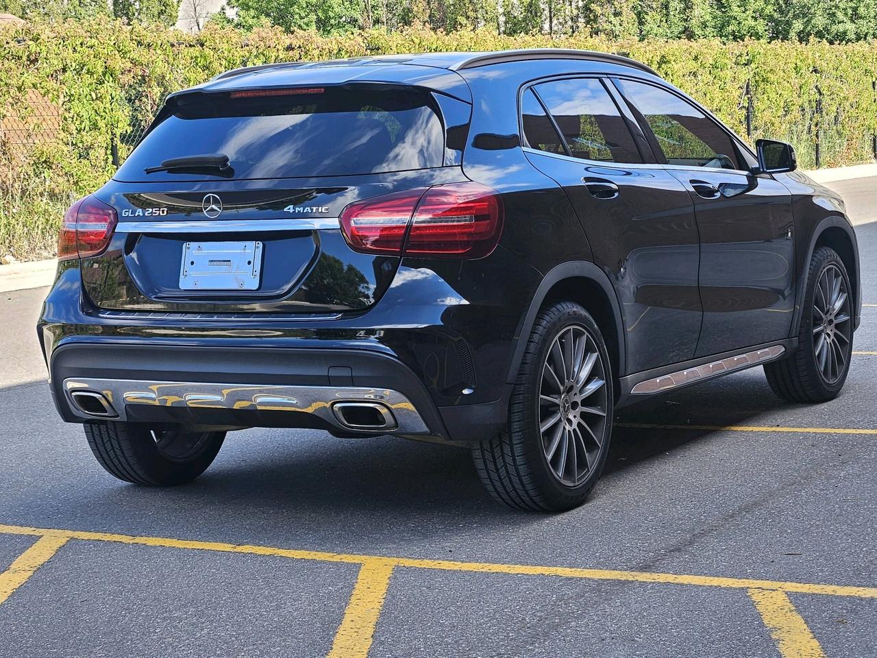 2019 Mercedes-Benz GL-Class GLA 250 4MATIC SUV, Nav, Camera Photo