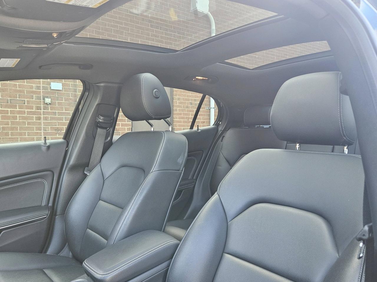 2019 Mercedes-Benz GL-Class GLA 250 4MATIC SUV, Nav, Camera Photo