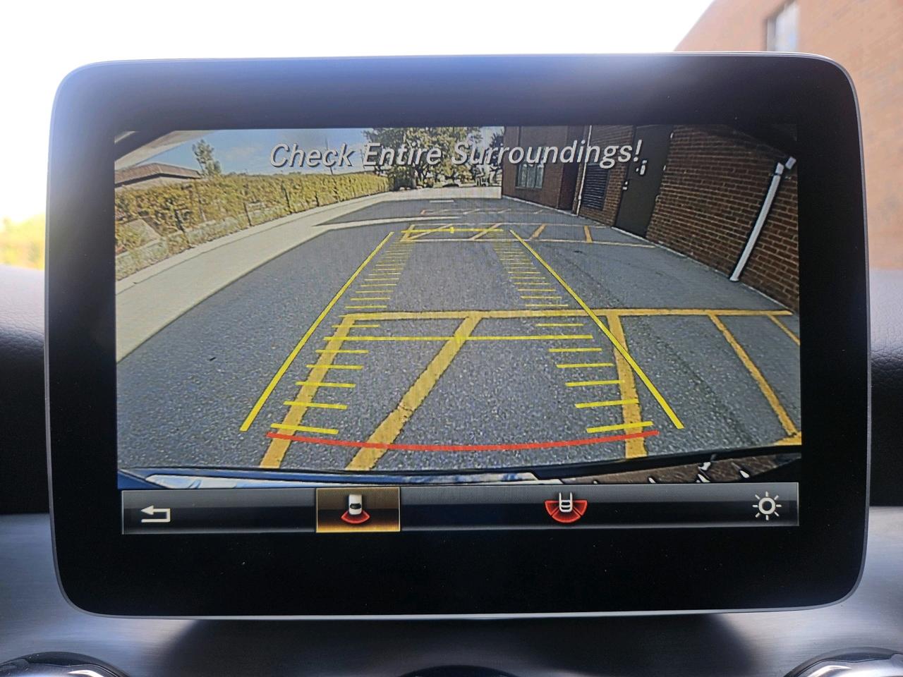 2019 Mercedes-Benz GL-Class GLA 250 4MATIC SUV, Nav, Camera Photo