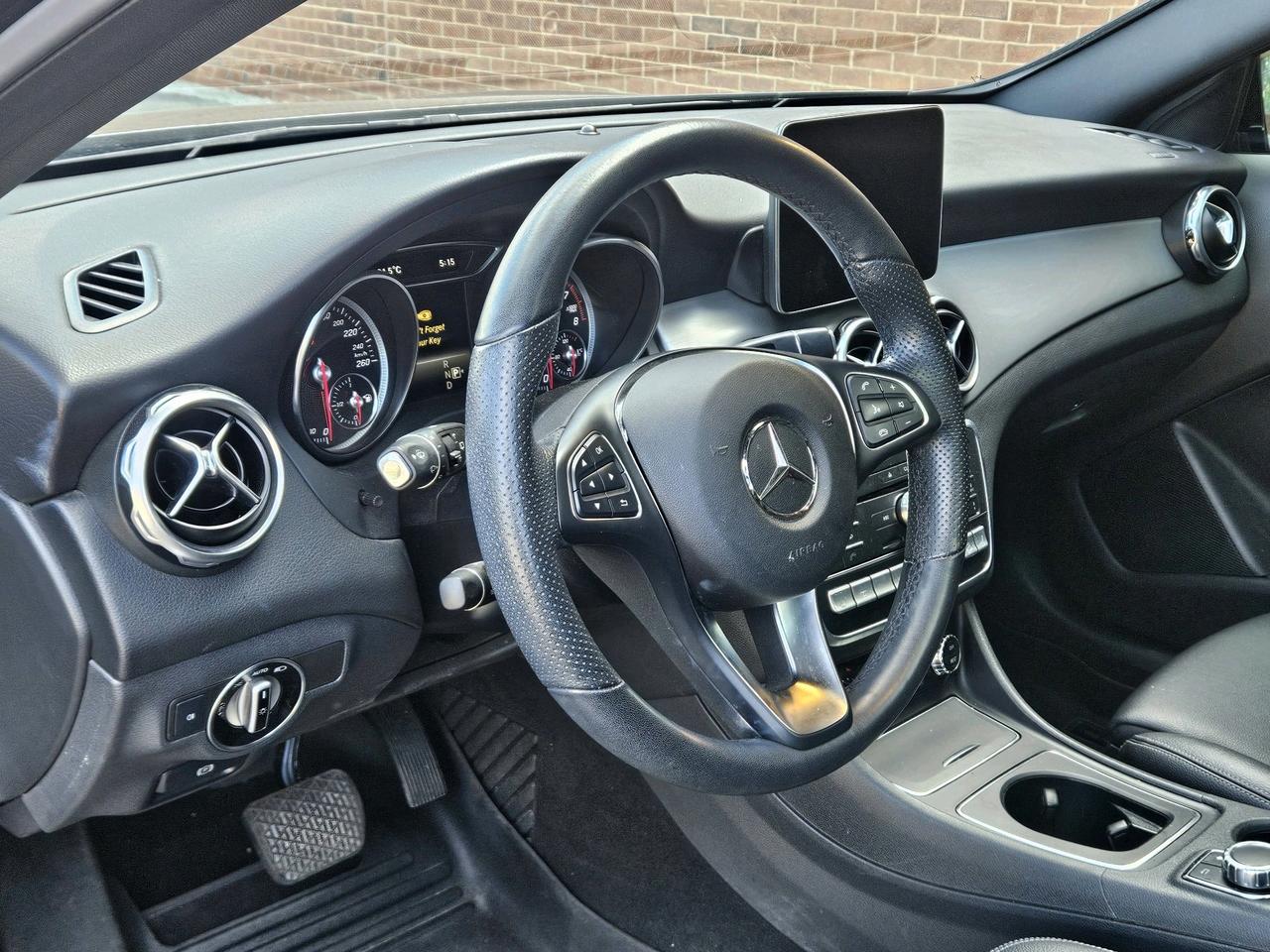 2019 Mercedes-Benz GL-Class GLA 250 4MATIC SUV, Nav, Camera Photo