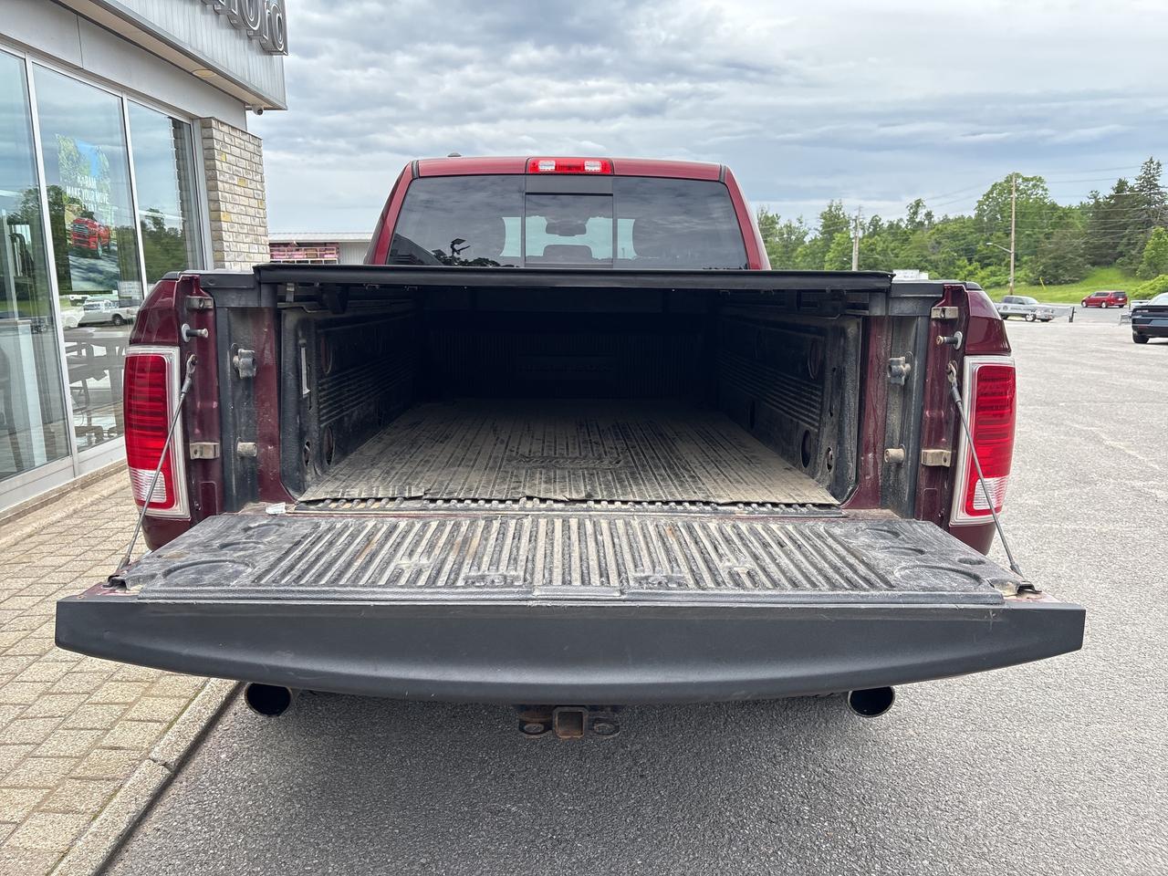 2016 RAM 1500 Laramie Photo