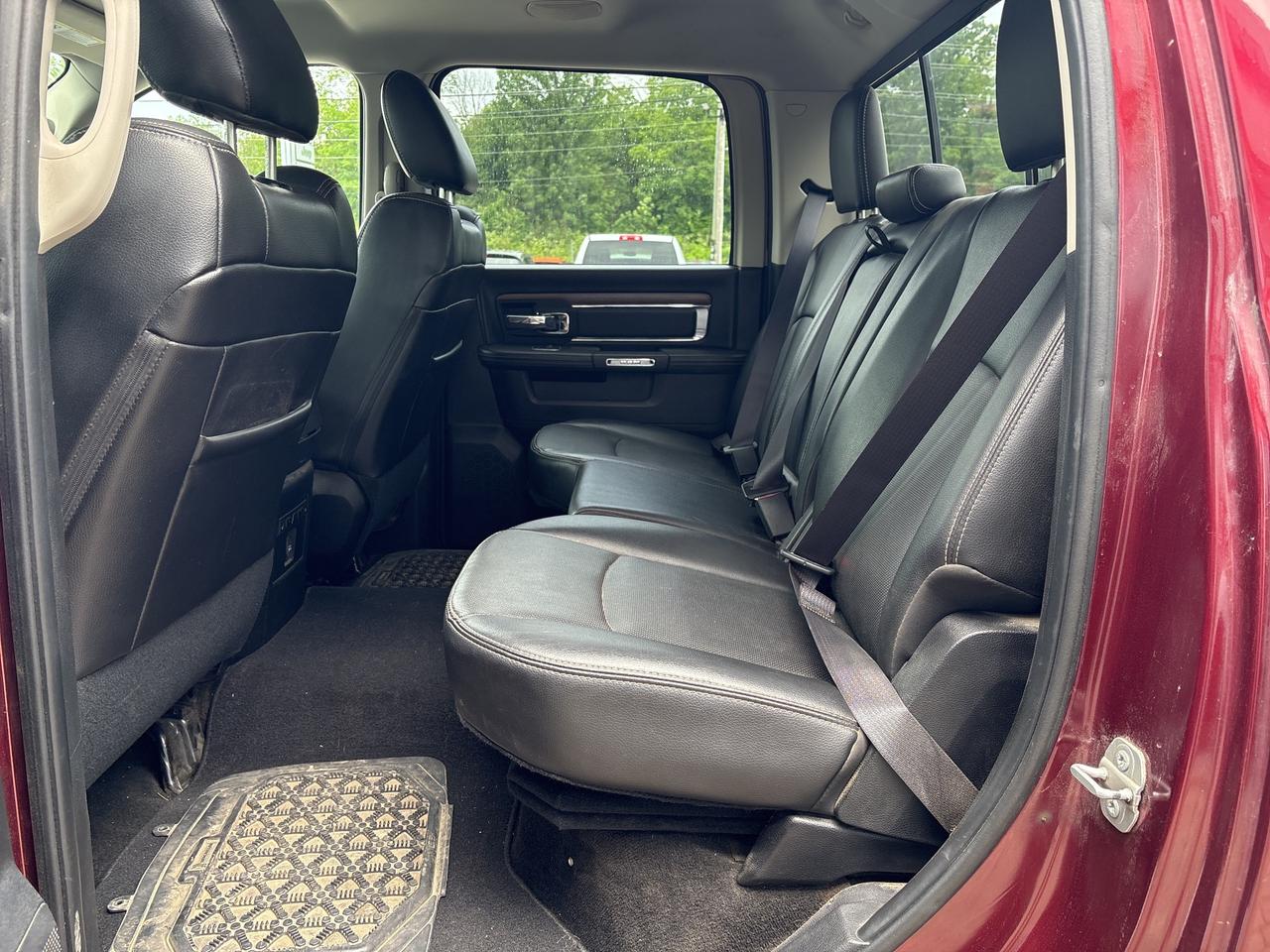 2016 RAM 1500 Laramie Photo