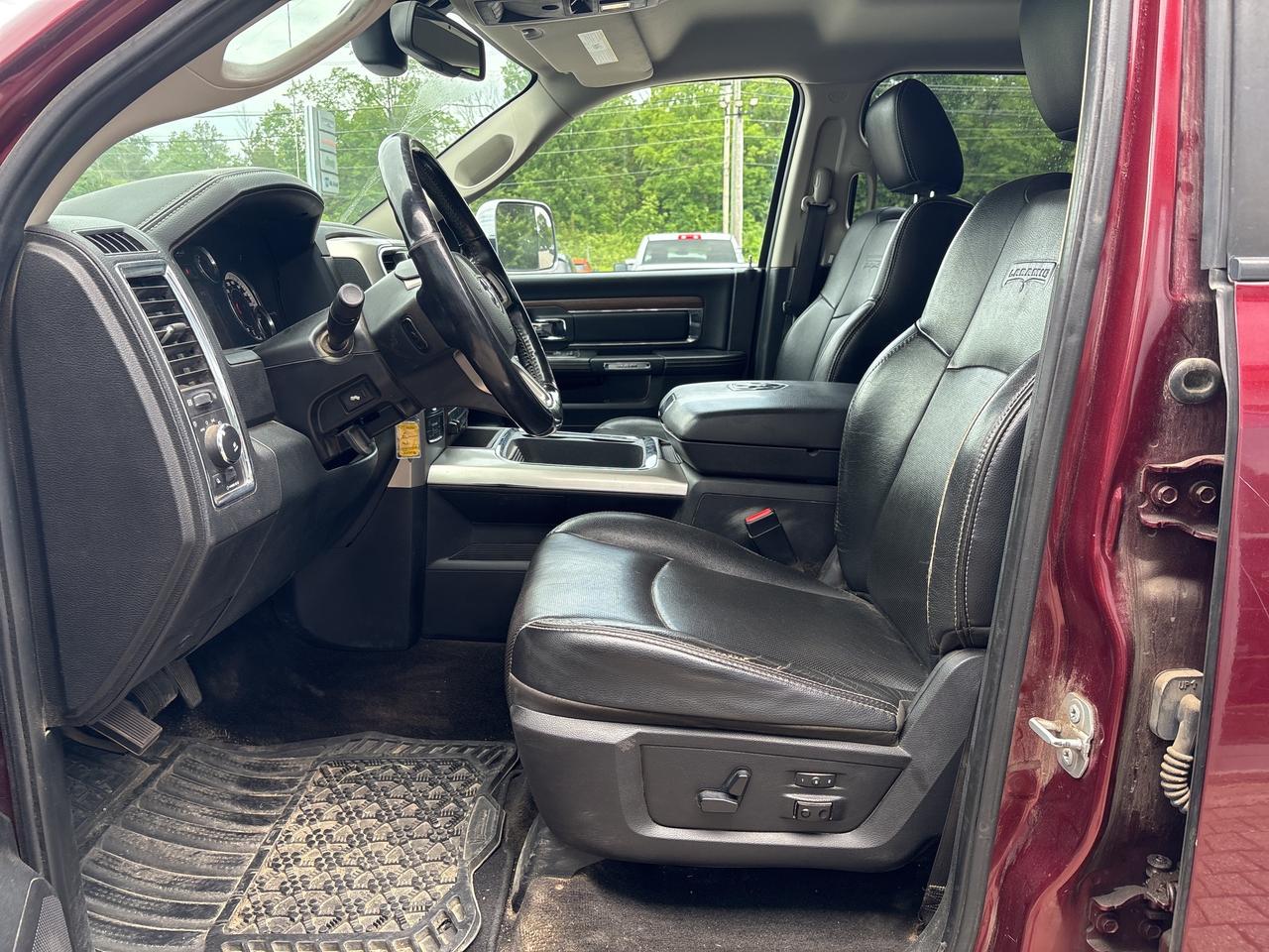 2016 RAM 1500 Laramie Photo