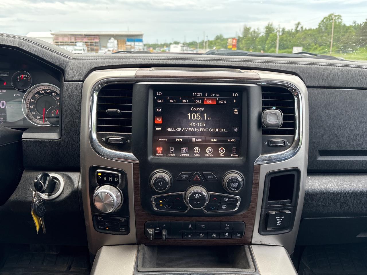 2016 RAM 1500 Laramie Photo