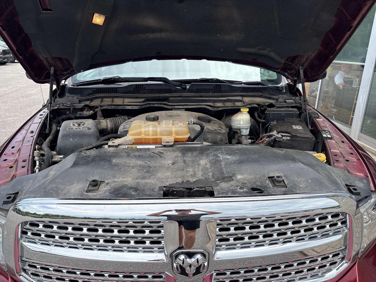 2016 RAM 1500 Laramie Photo