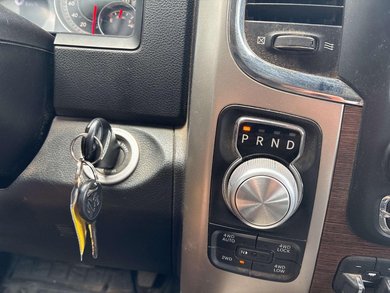 2016 RAM 1500 Laramie Photo