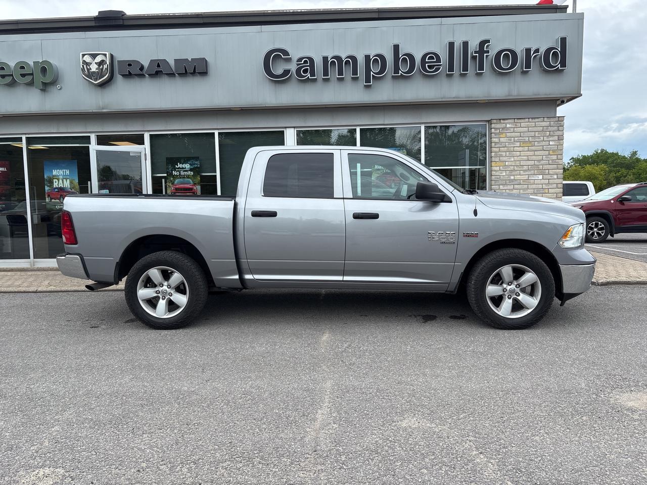 2023 RAM 1500 Classic SLT Photo3