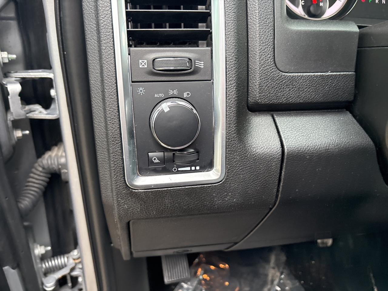 2023 RAM 1500 Classic SLT Photo