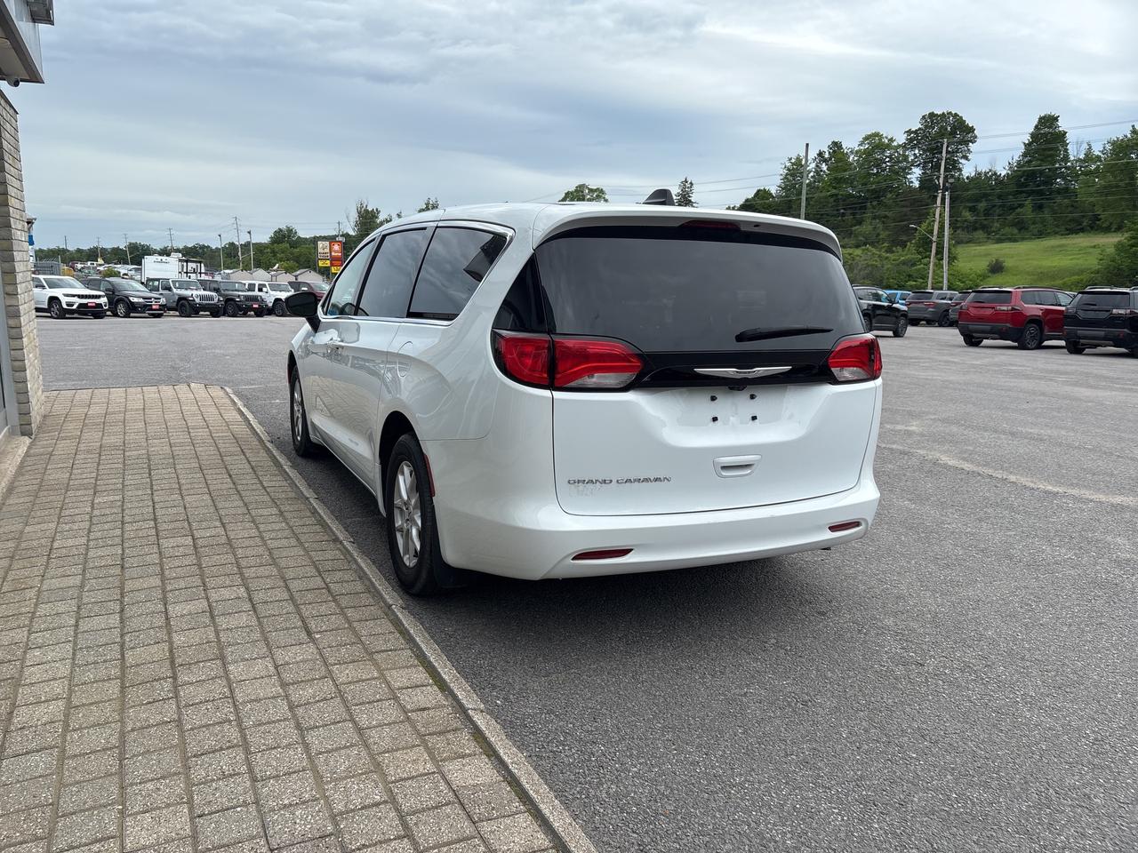 2024 Chrysler Grand Caravan SXT Photo
