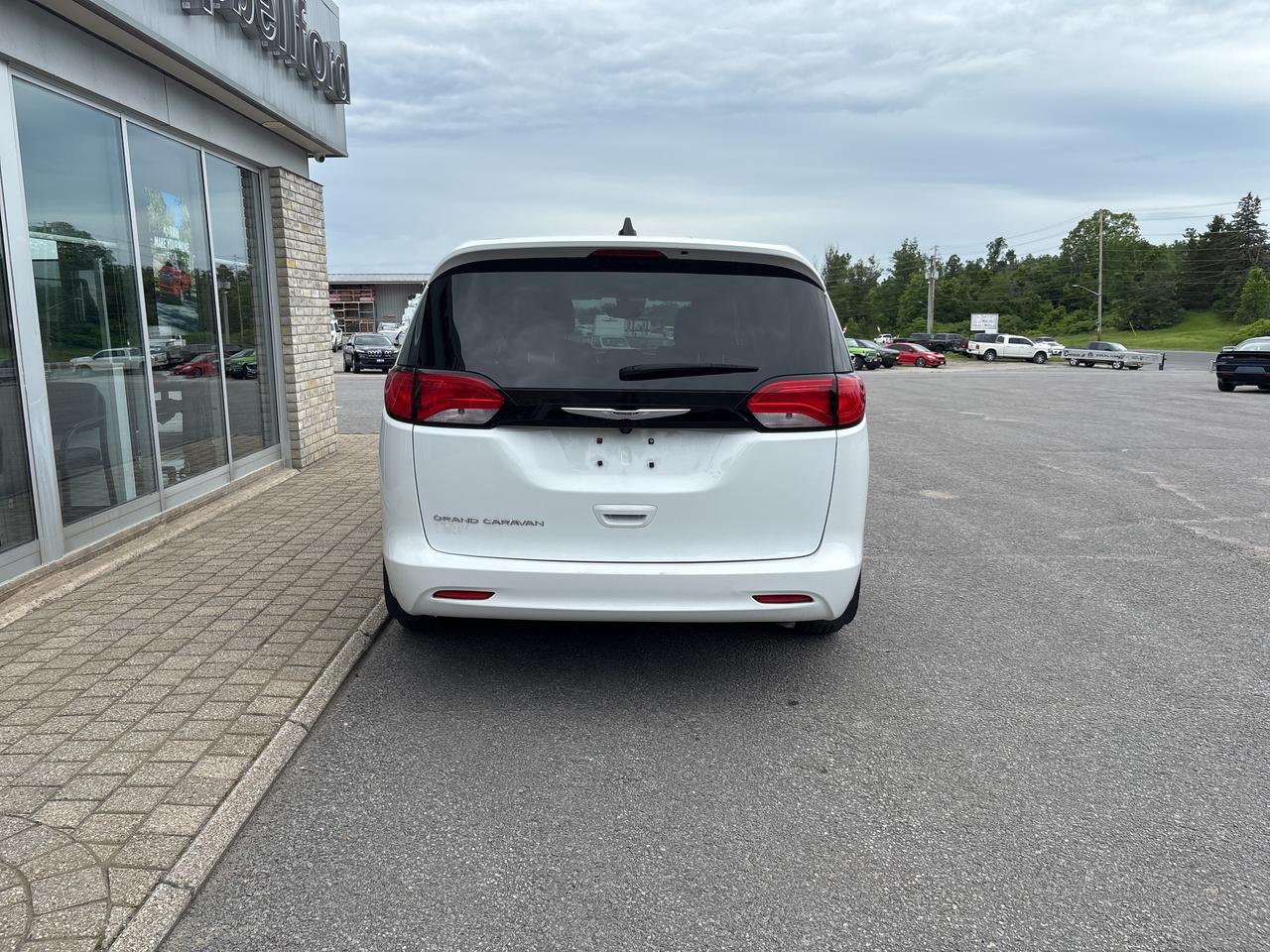 2024 Chrysler Grand Caravan SXT Photo