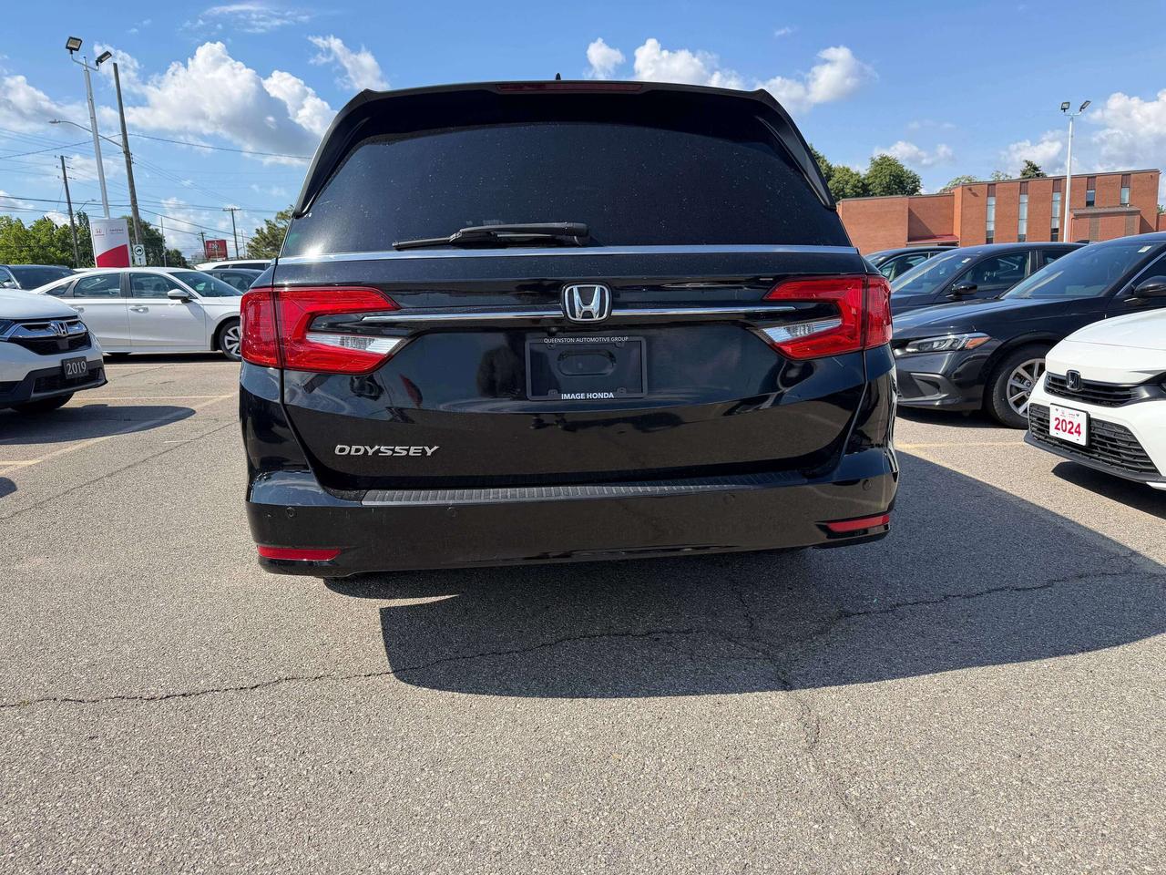 2022 Honda Odyssey EX-L RES   ONE OWNER   LEATHER   REAR ENT Photo