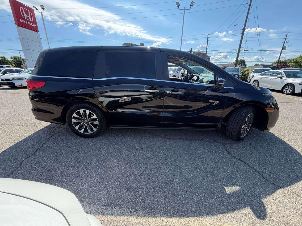 2022 Honda Odyssey EX-L RES   ONE OWNER   LEATHER   REAR ENT Photo