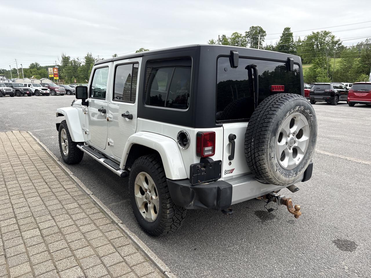 2015 Jeep WRANGLER UNLIMITED 4WD 4dr Sahara As-Is Photo
