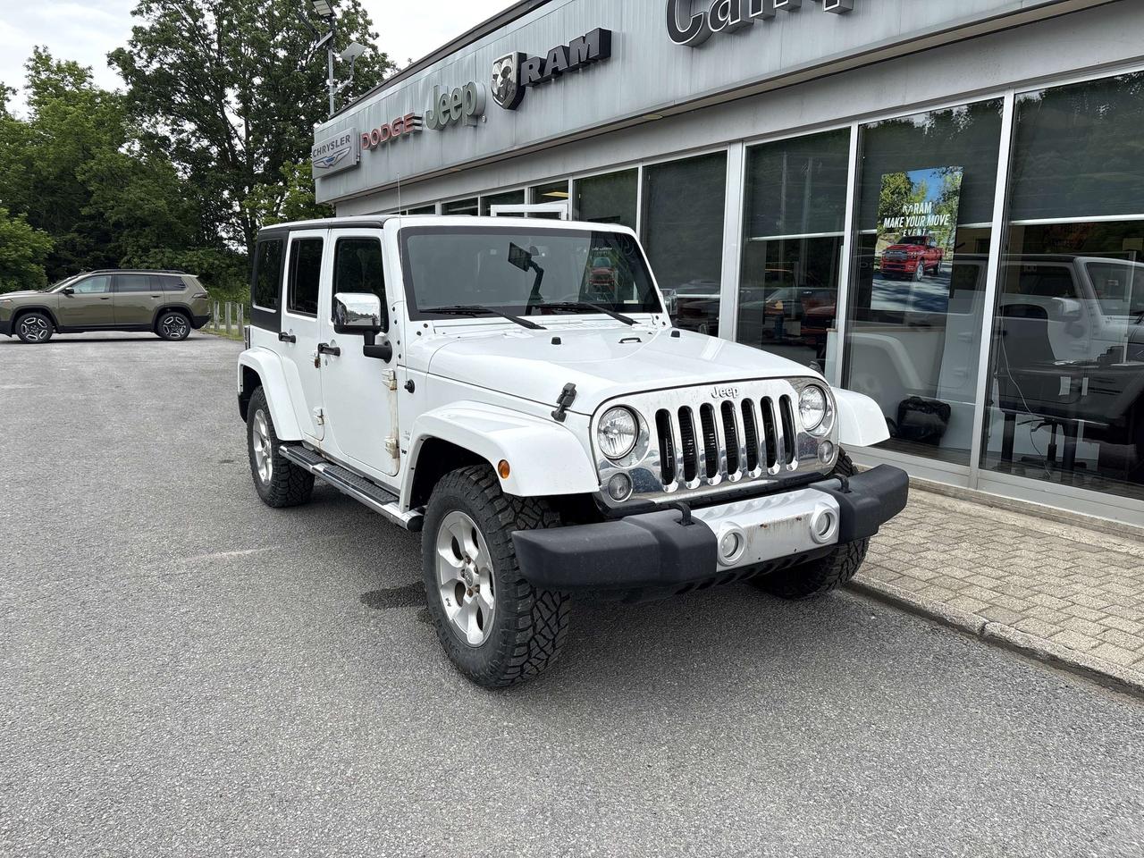 2015 Jeep Wrangler 4WD 4DR SAHARA Photo
