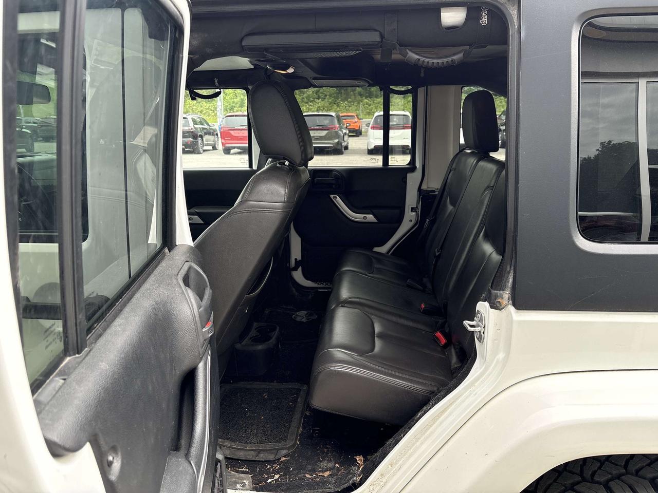 2015 Jeep Wrangler 4WD 4DR SAHARA Photo