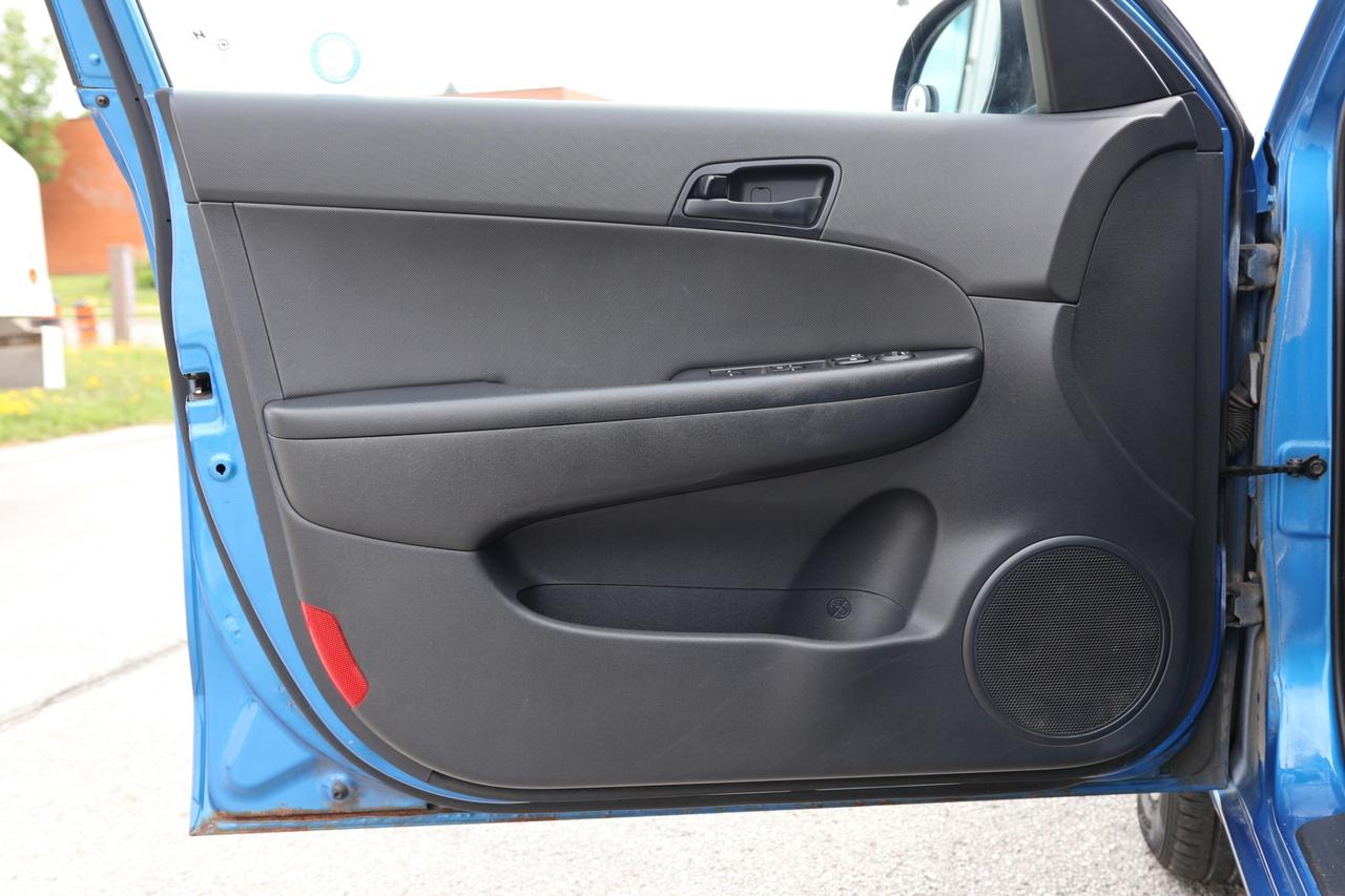 2011 Hyundai Elantra Touring GL-AUTO/BLIS MIRROR/POWER MIRRORS/POWER WINDOWS/CR Photo
