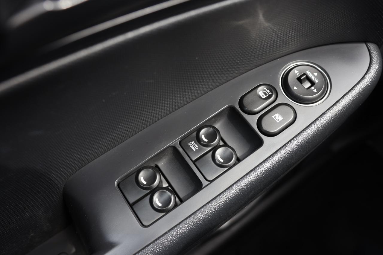 2011 Hyundai Elantra Touring GL-AUTO/BLIS MIRROR/POWER MIRRORS/POWER WINDOWS/CR Photo