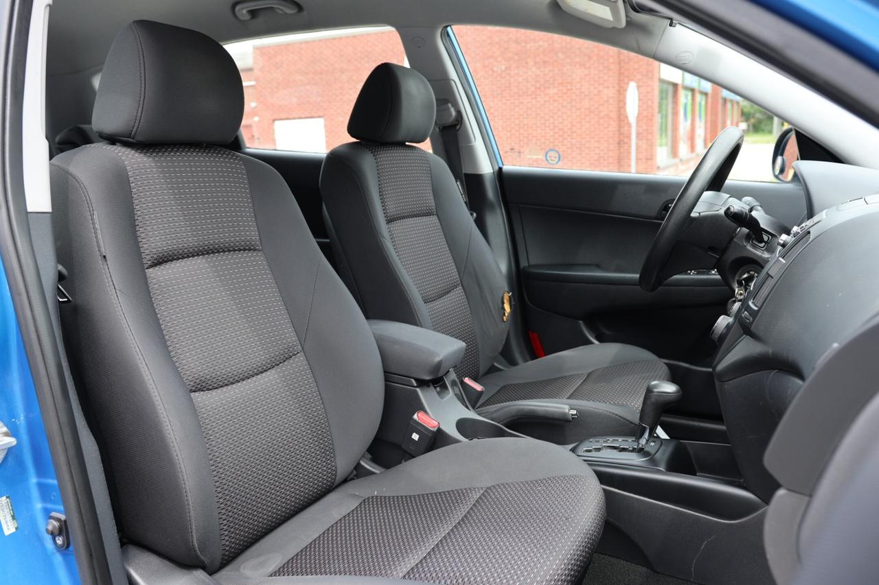 2011 Hyundai Elantra Touring GL-AUTO/BLIS MIRROR/POWER MIRRORS/POWER WINDOWS/CR Photo