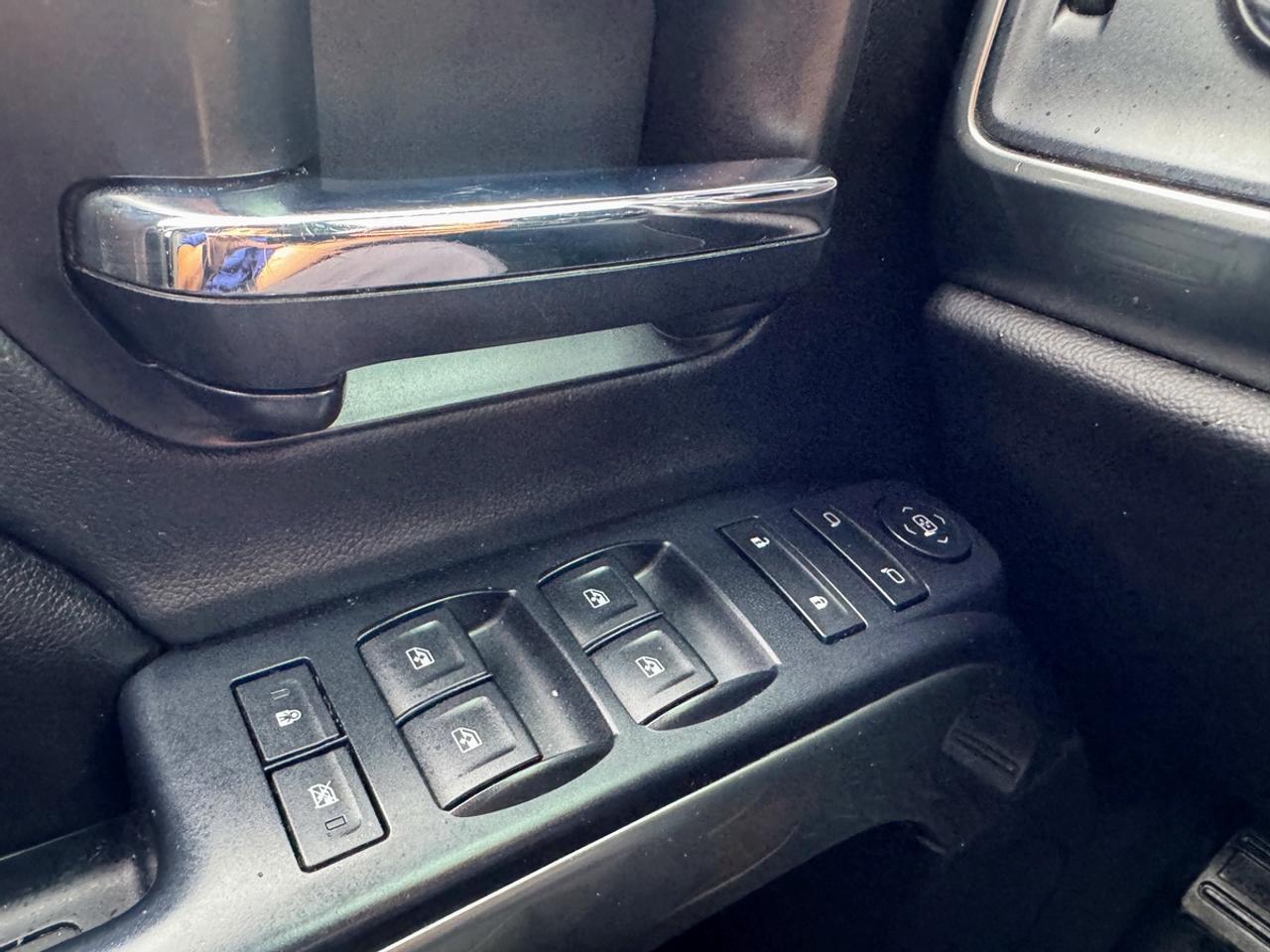 2016 Chevrolet Silverado 1500 LT Photo