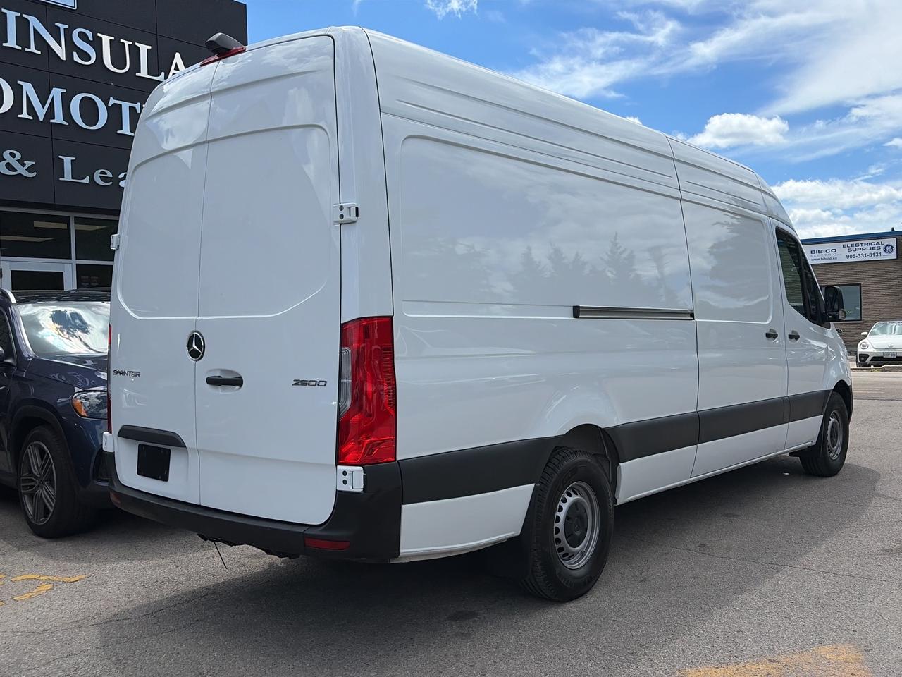 2025 Mercedes-Benz Sprinter 170WB HIGH ROOF, DIESEL, BLIND SPOT, HEATED SEATS Photo