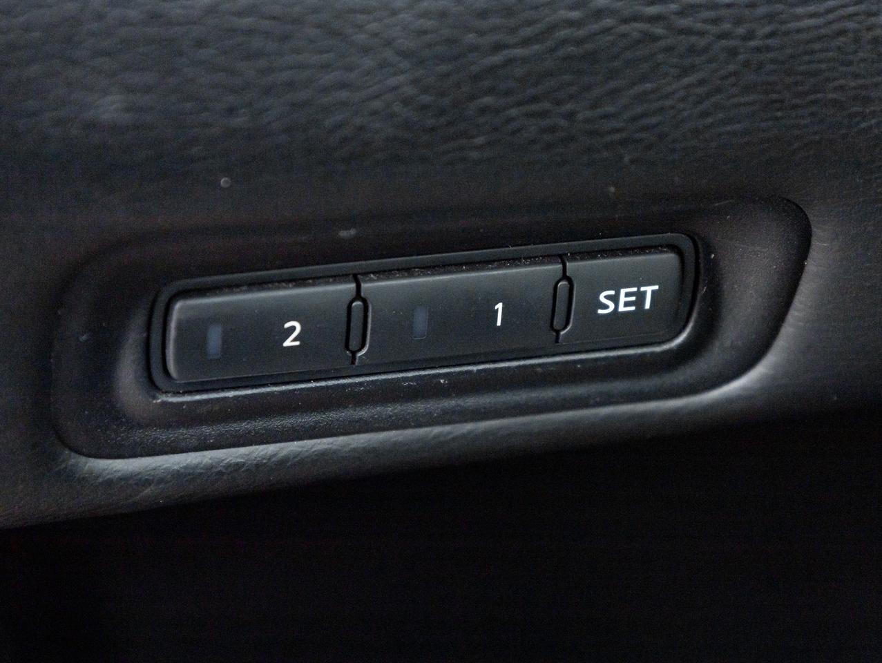 2016 Nissan Pathfinder 4WD 4dr SL   AS IS Photo
