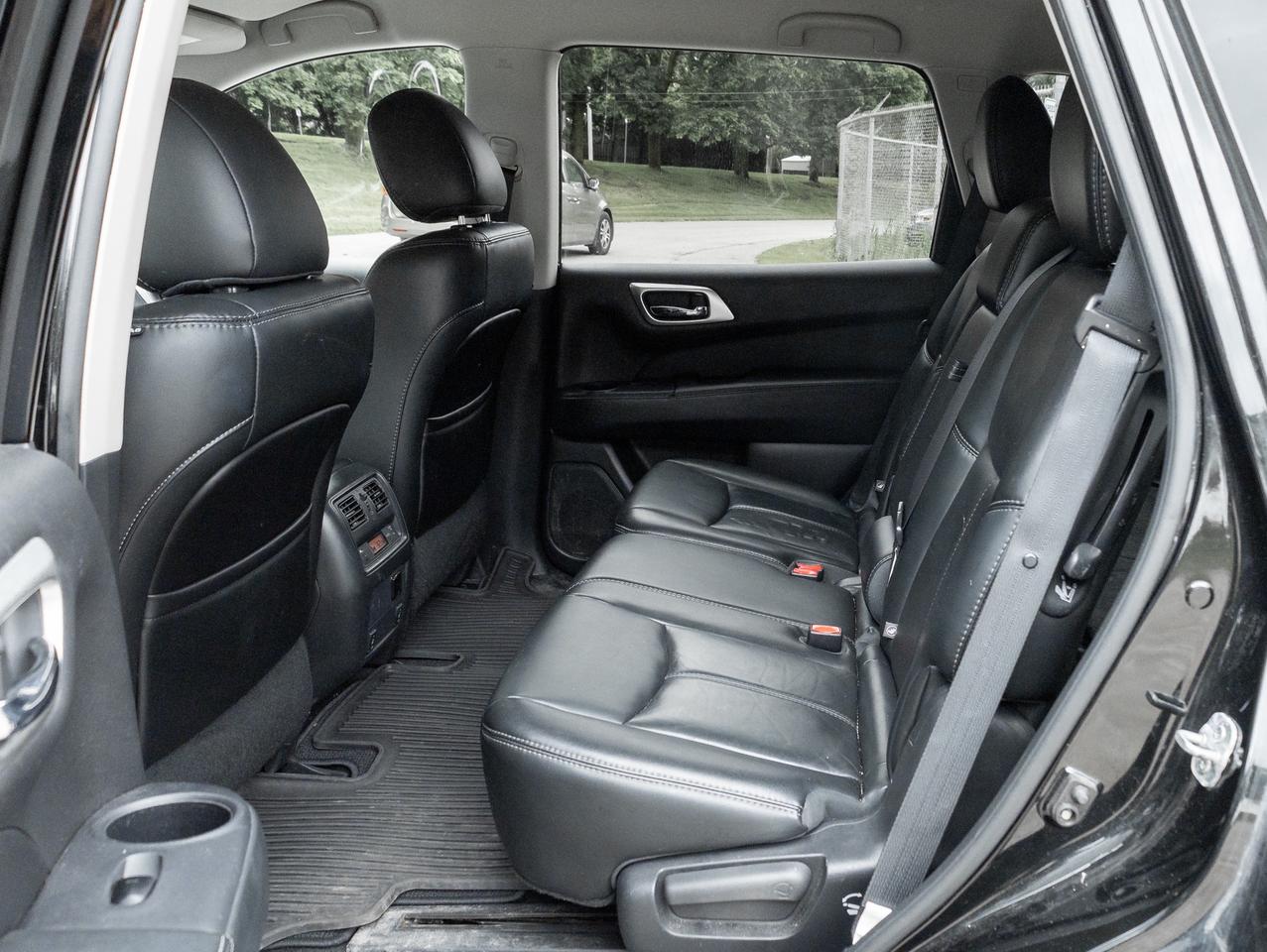 2016 Nissan Pathfinder 4WD 4dr SL   AS IS Photo