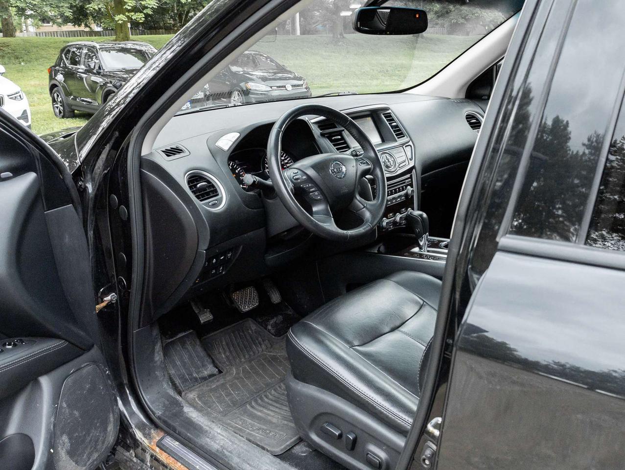 2016 Nissan Pathfinder 4WD 4dr SL   AS IS Photo