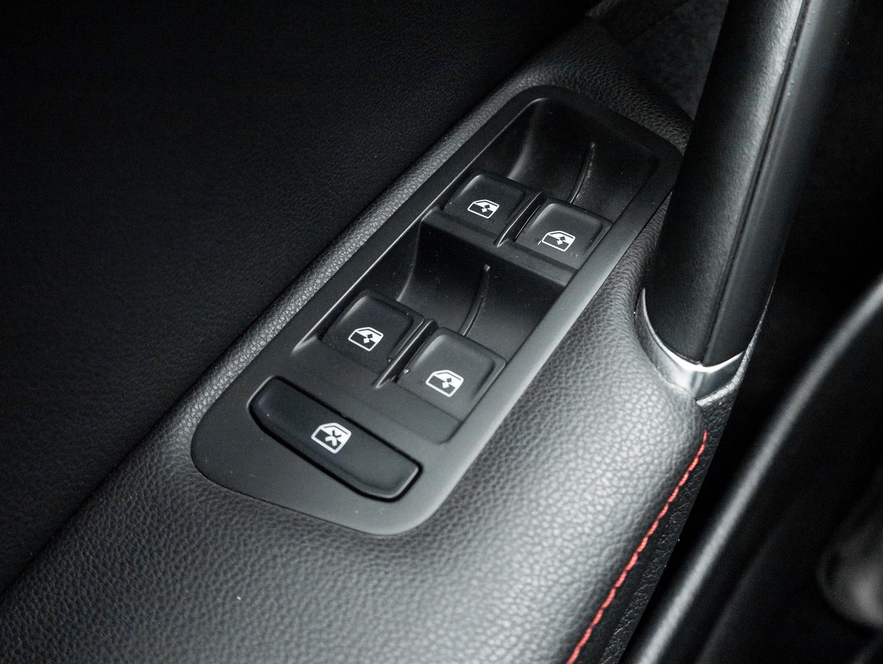 2018 Volkswagen Golf GTI Autobahn MANUAL  LOW MILEAGE  TRADE IN Photo