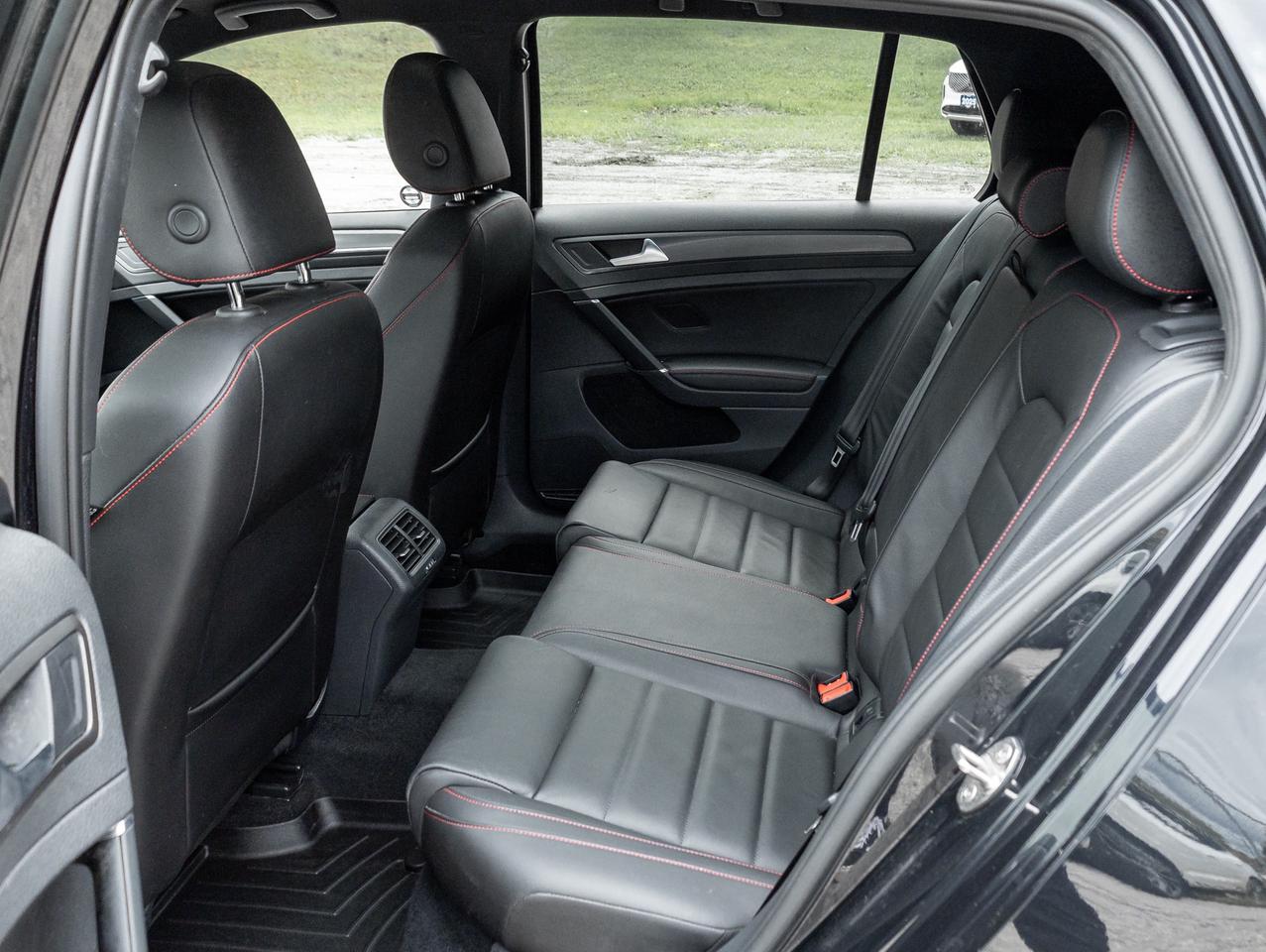 2018 Volkswagen Golf GTI Autobahn MANUAL  LOW MILEAGE  TRADE IN Photo