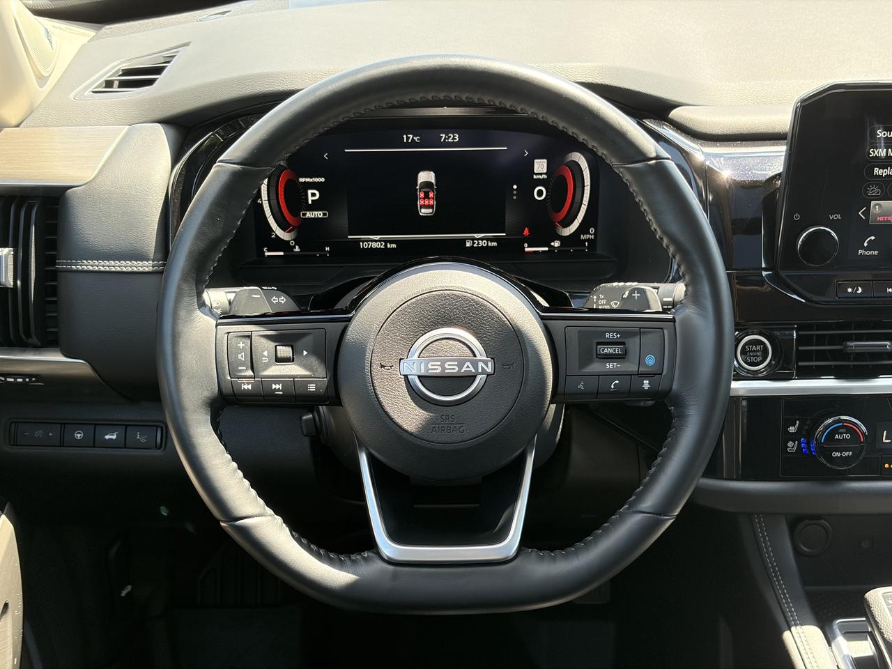 2022 Nissan Pathfinder Platinum AWD   Nav   Pano Roof Heated/Cooled Seats Photo