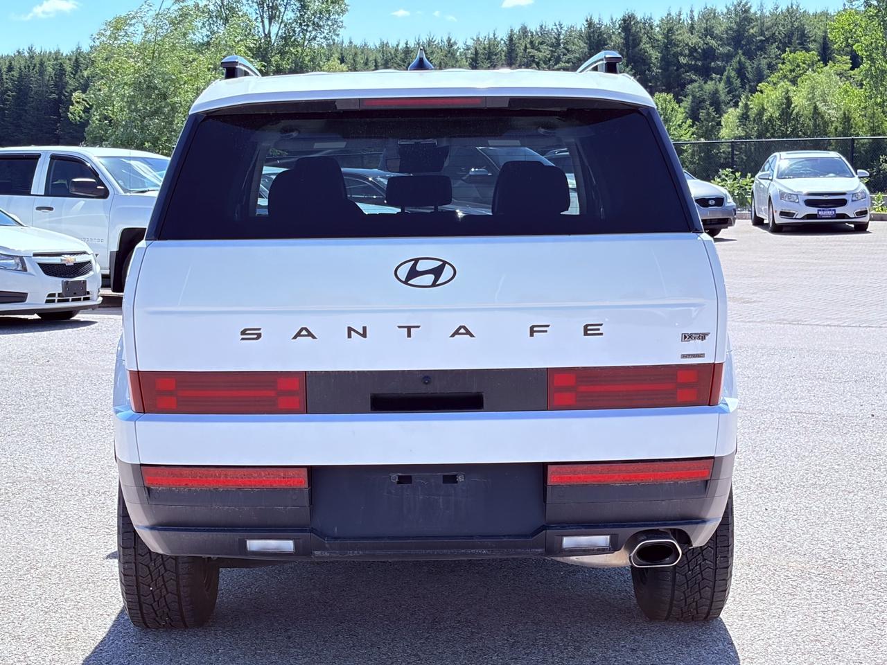 2025 Hyundai Santa Fe XRT AWD   Sunroof   Leather   Heated Seats/S.Wheel Photo4