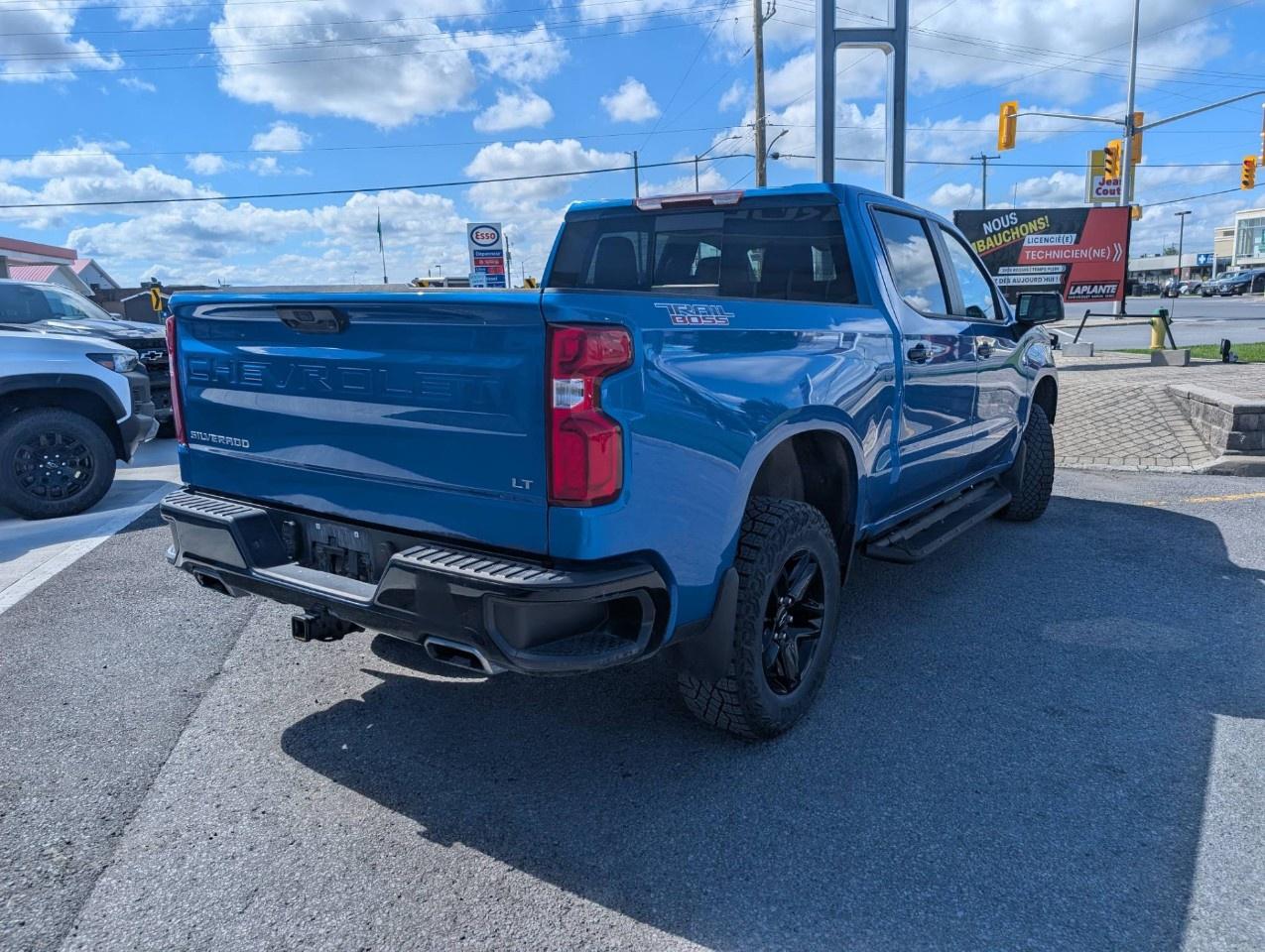 2024 Chevrolet Silverado 1500 Crew Cab Short Box 4-Wheel Drive LT Trail Boss Photo