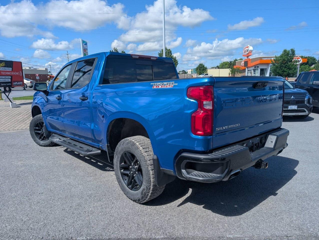 2024 Chevrolet Silverado 1500 Crew Cab Short Box 4-Wheel Drive LT Trail Boss Photo