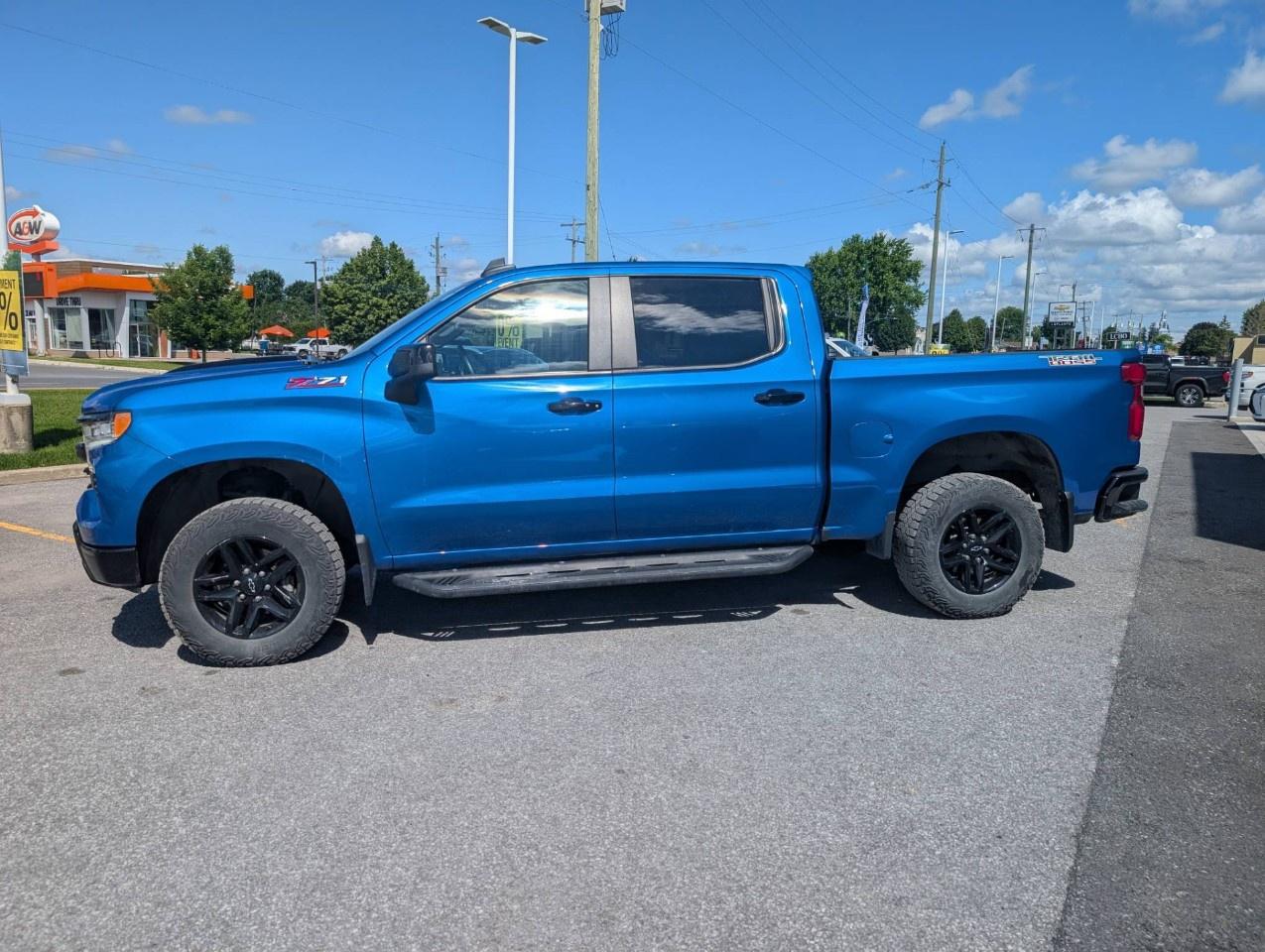 2024 Chevrolet Silverado 1500 Crew Cab Short Box 4-Wheel Drive LT Trail Boss Photo
