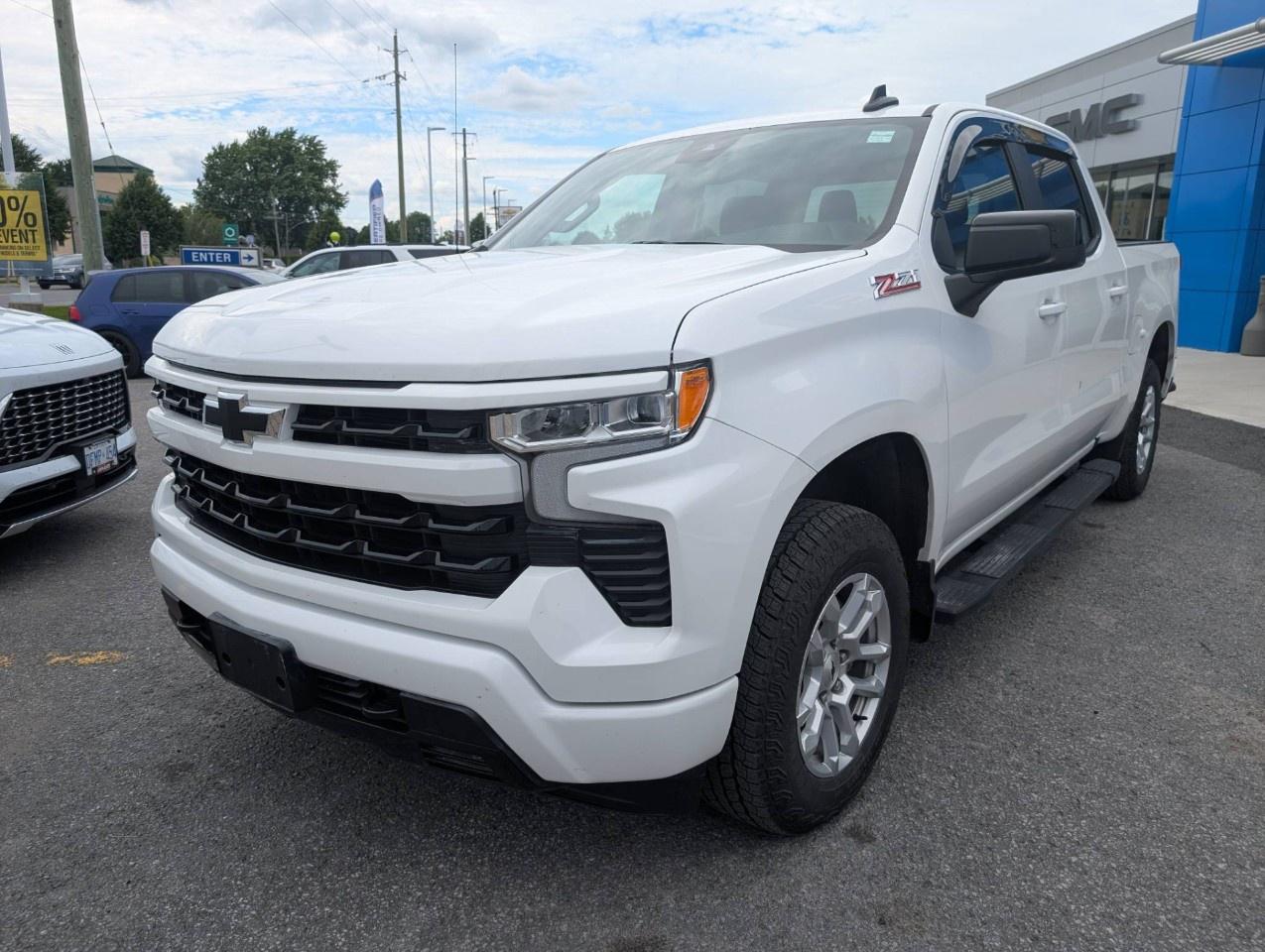 2025 Chevrolet Silverado 1500 Crew Cab Short Box 4-Wheel Drive RST Photo