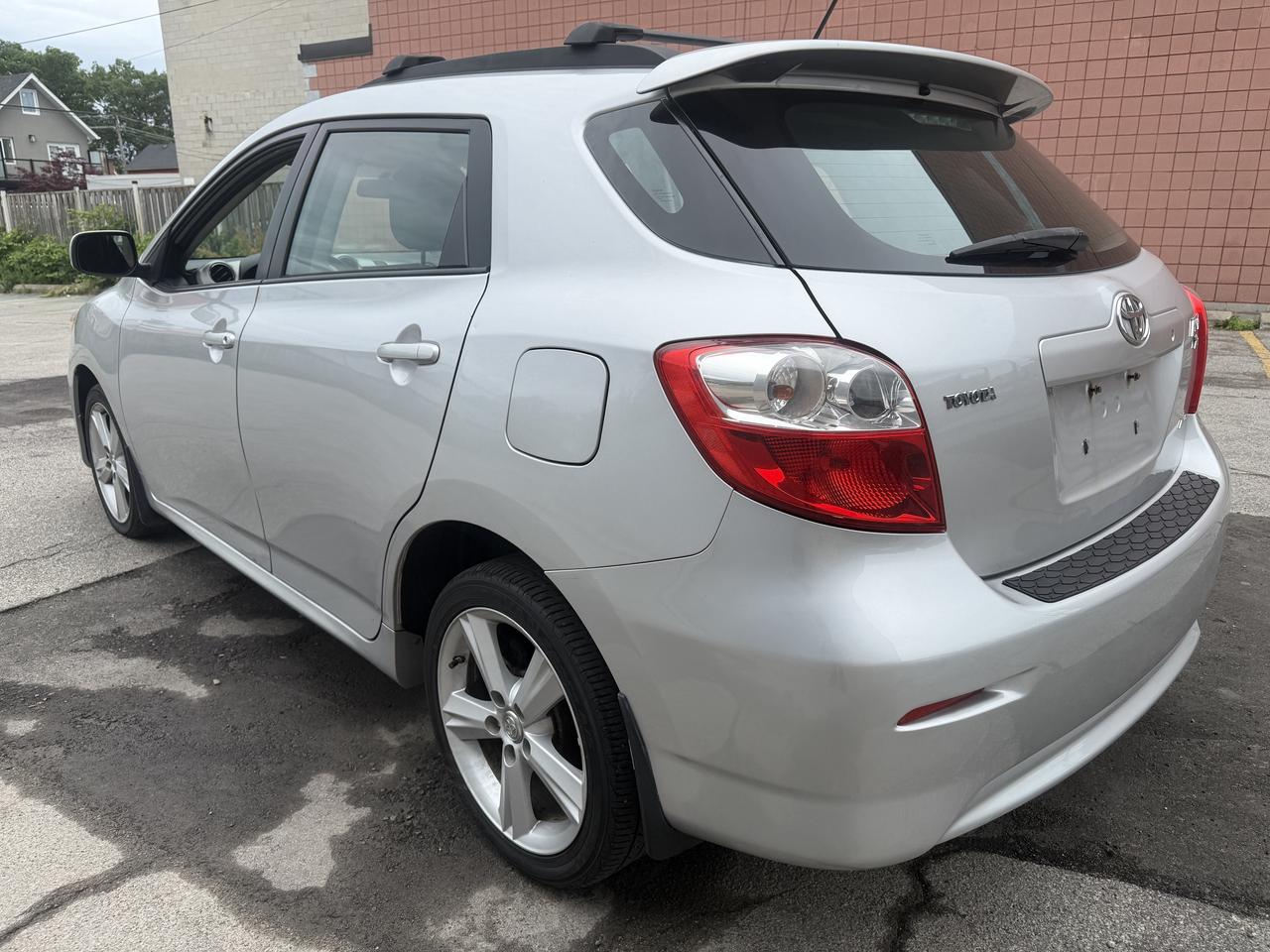 2009 Toyota Matrix 4dr Wgn Auto AWD !!! VERY RARE FIND ! CERTIFIED !! Photo