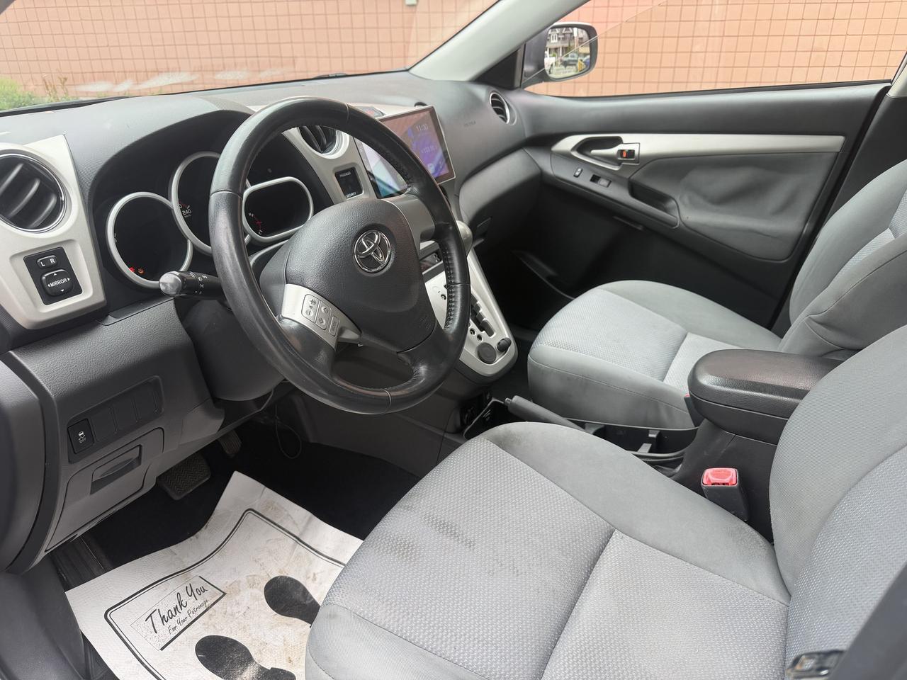 2009 Toyota Matrix 4dr Wgn Auto AWD !!! VERY RARE FIND ! CERTIFIED !! Photo