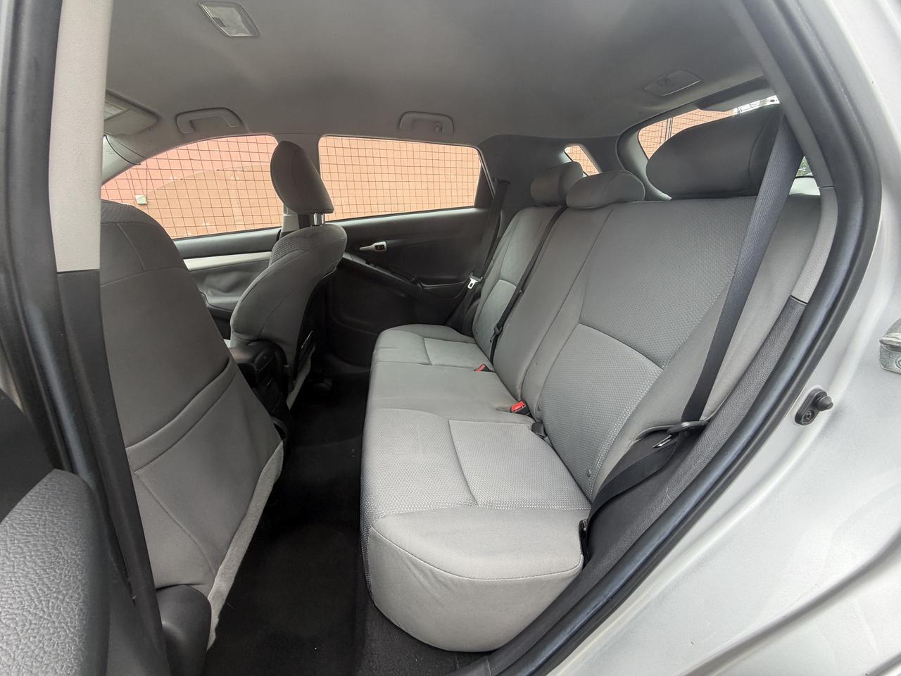 2009 Toyota Matrix 4dr Wgn Auto AWD !!! VERY RARE FIND ! CERTIFIED !! Photo