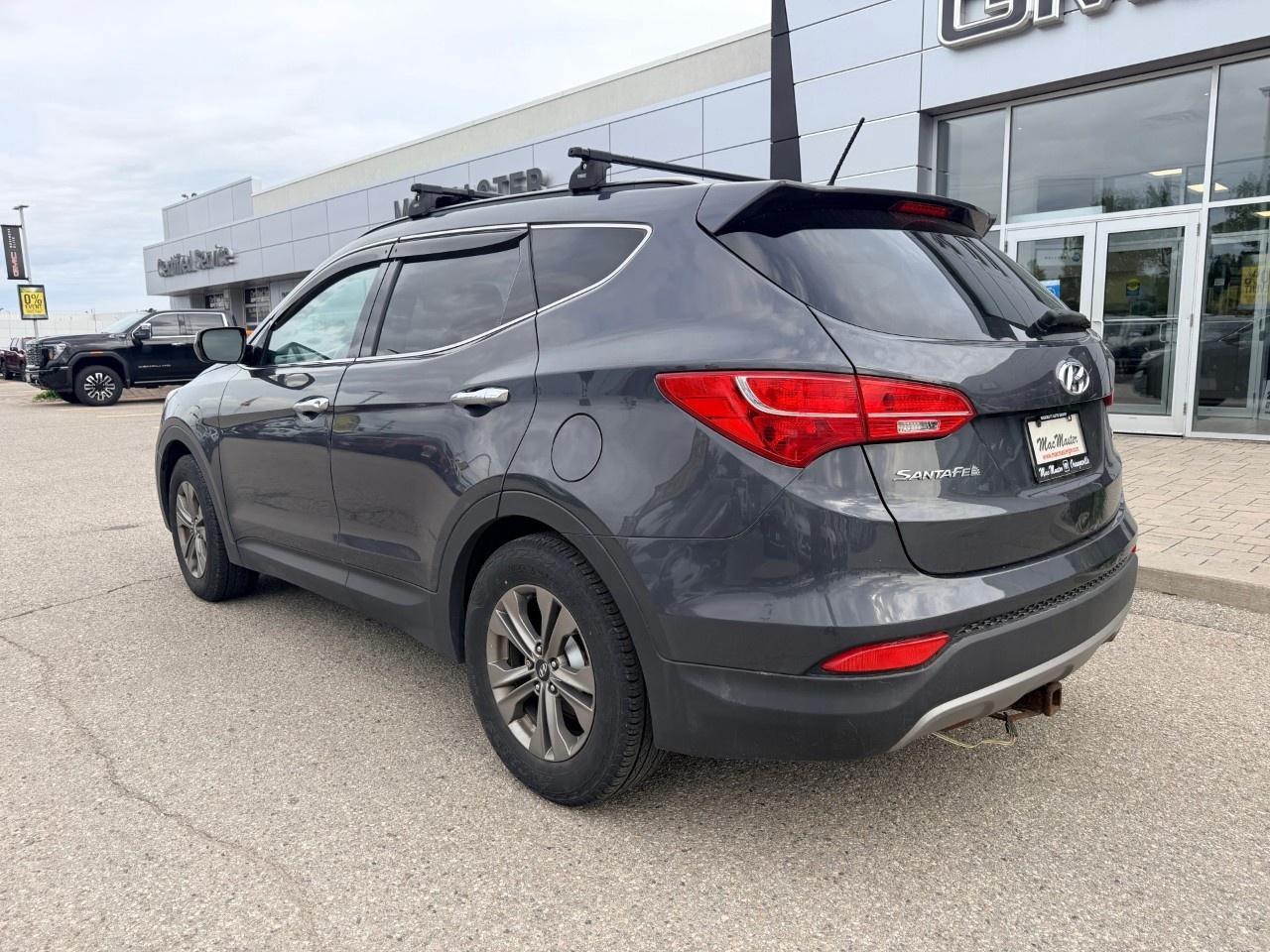 2016 Hyundai Santa Fe Sport FWD 4dr 2.4L Photo