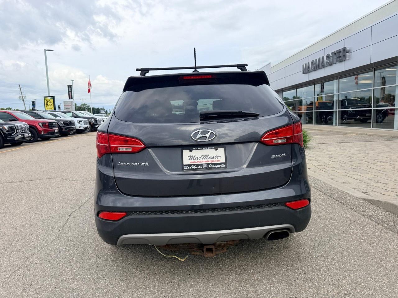 2016 Hyundai Santa Fe Sport FWD 4dr 2.4L Photo