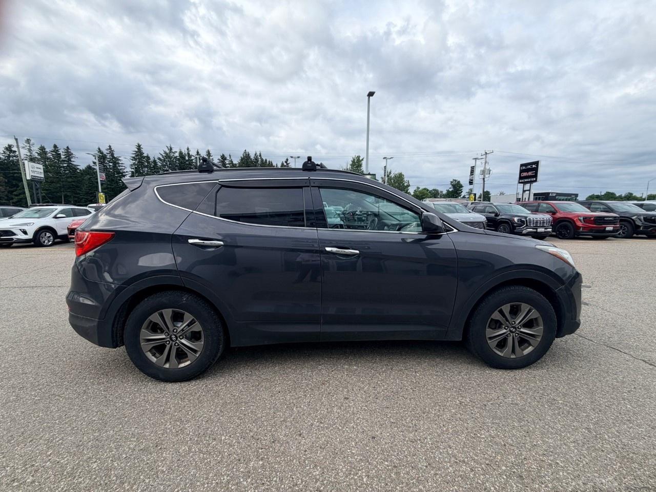 2016 Hyundai Santa Fe Sport FWD 4dr 2.4L Photo