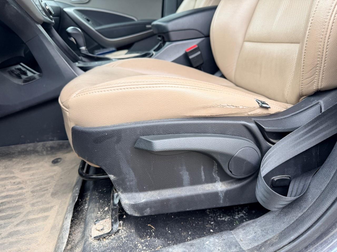 2016 Hyundai Santa Fe Sport FWD 4dr 2.4L Photo