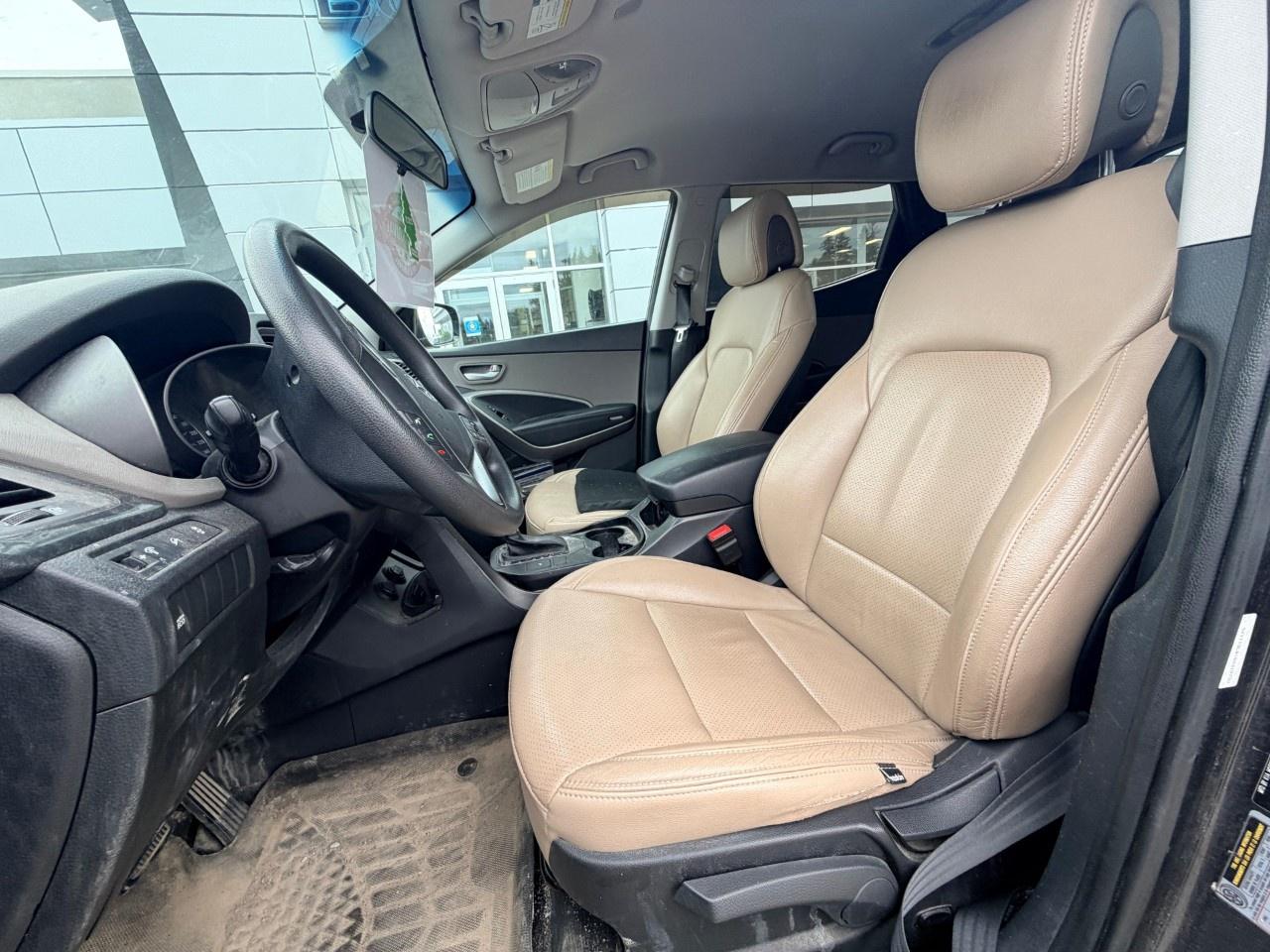 2016 Hyundai Santa Fe Sport FWD 4dr 2.4L Photo