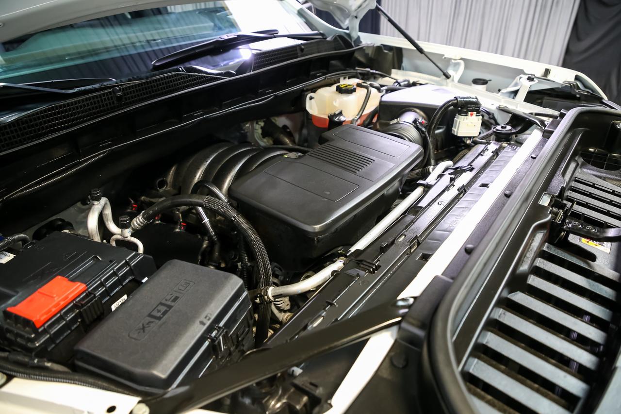2024 GMC Sierra 1500 4X4 HARLEY DAVIDSON EDITION AT4 CREW 6.2L V8 RARE Photo