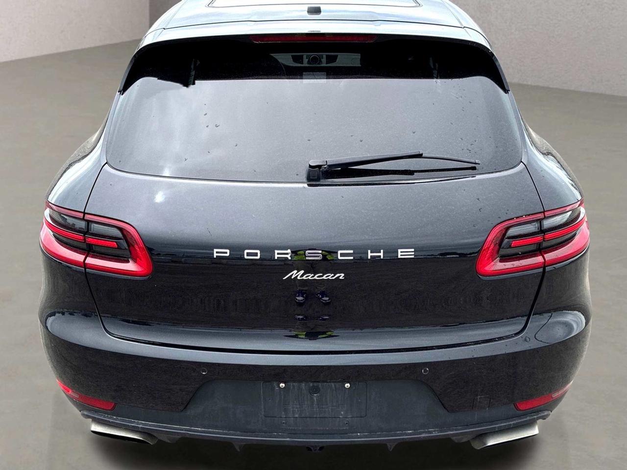 2018 Porsche Macan AWD Navi Panoramic Sunroof Photo