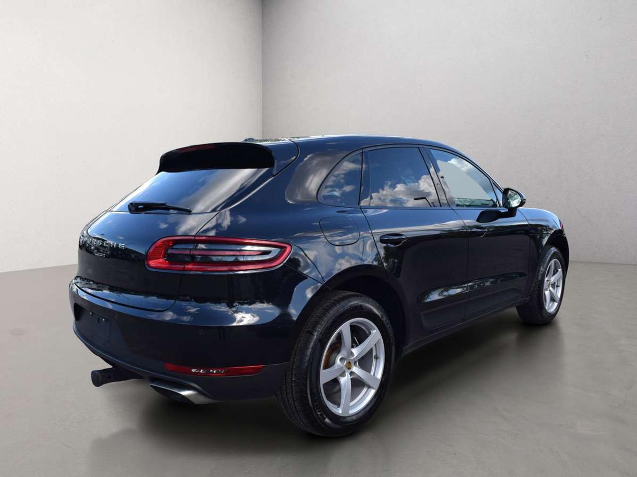 2018 Porsche Macan AWD Navi Panoramic Sunroof Photo4