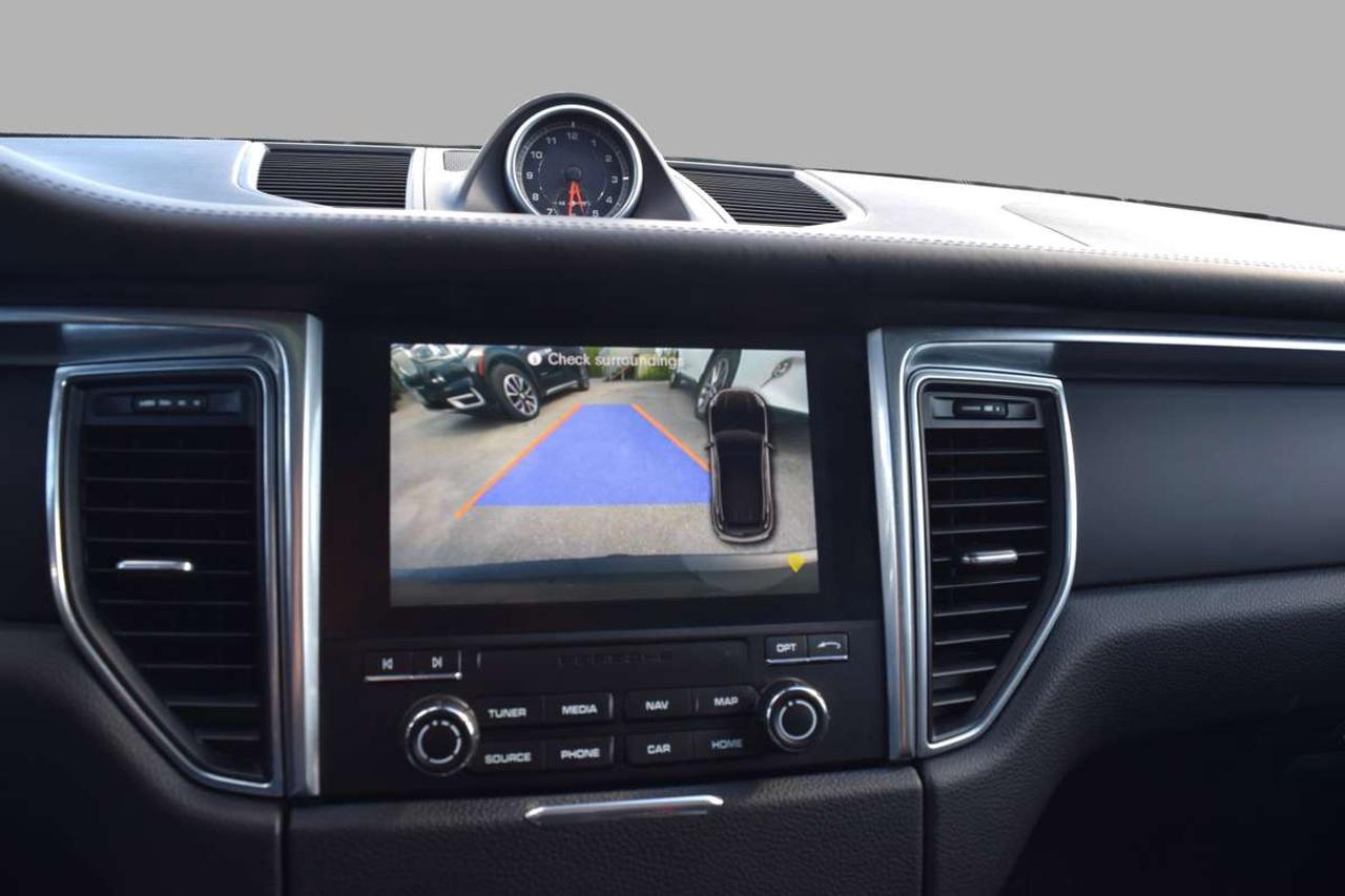 2018 Porsche Macan AWD Navi Panoramic Sunroof Photo