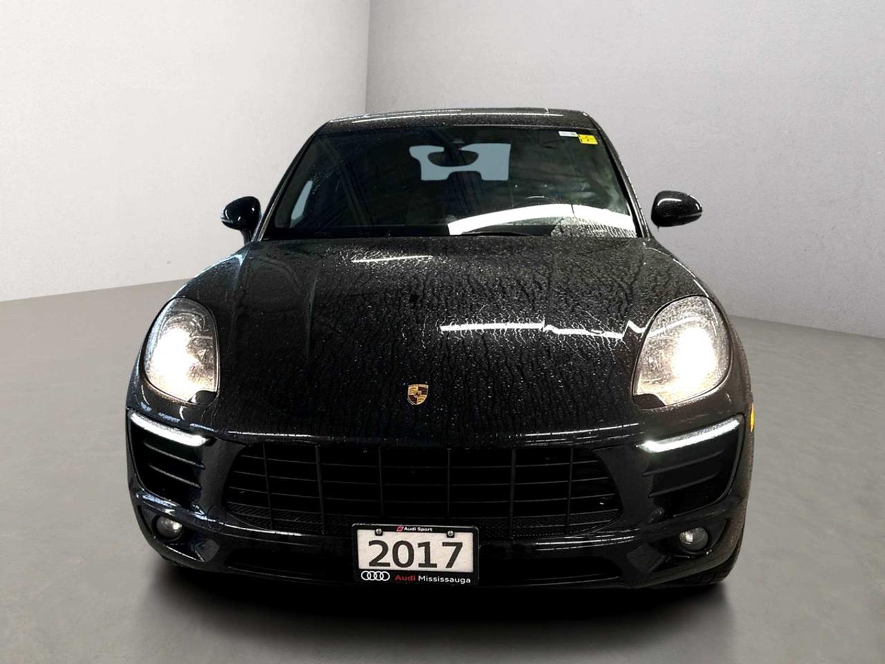 2017 Porsche Macan AWD Navi Panoramic Sunroof Photo