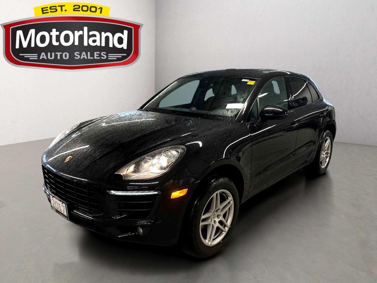 2017 Porsche Macan AWD Navi Panoramic Sunroof Photo0