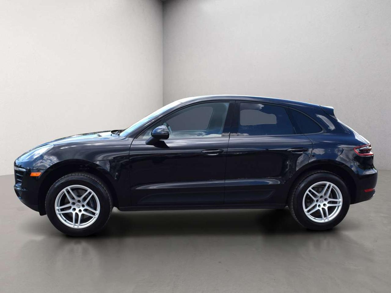 2017 Porsche Macan AWD Navi Panoramic Sunroof Photo